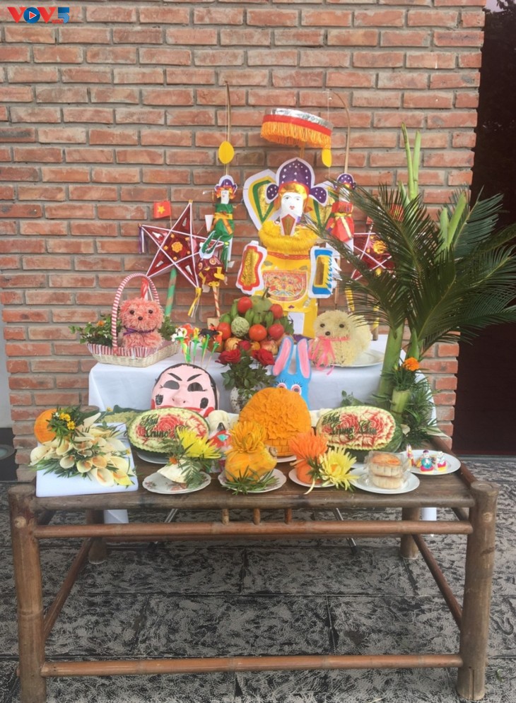 Mittherbstfest im ethnologischen Museum in Hanoi - ảnh 1