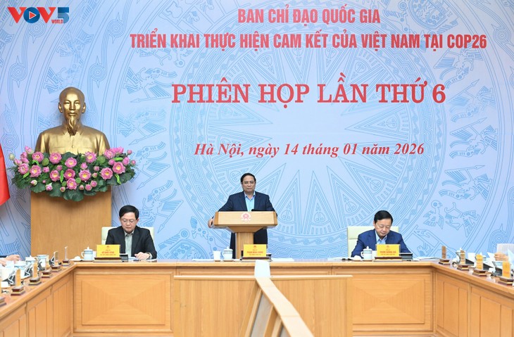 Premierminister Pham Minh Chinh leitet die 6. Sitzung des Verwaltungsstabs für COP26 - ảnh 1