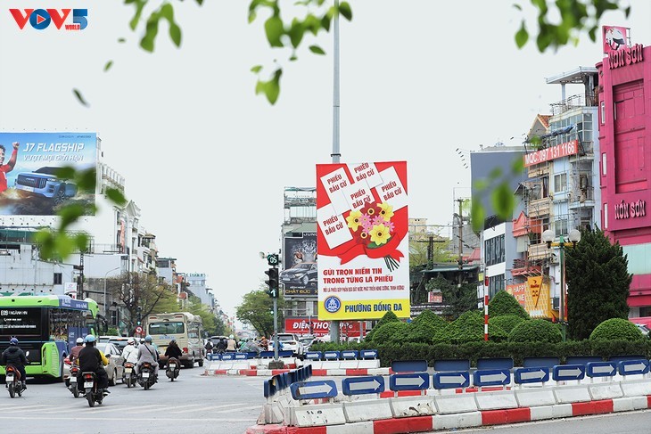 Hanoi richtet sich auf den landesweiten Wahltag ein - ảnh 11