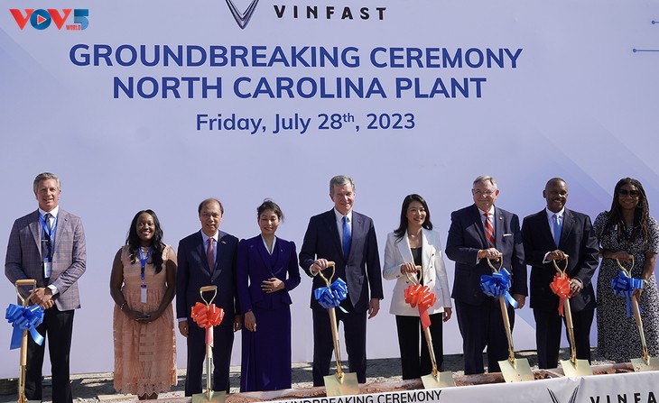 VinFast breaks ground on 4 billion USD North Carolina EV plant  ​ - ảnh 1