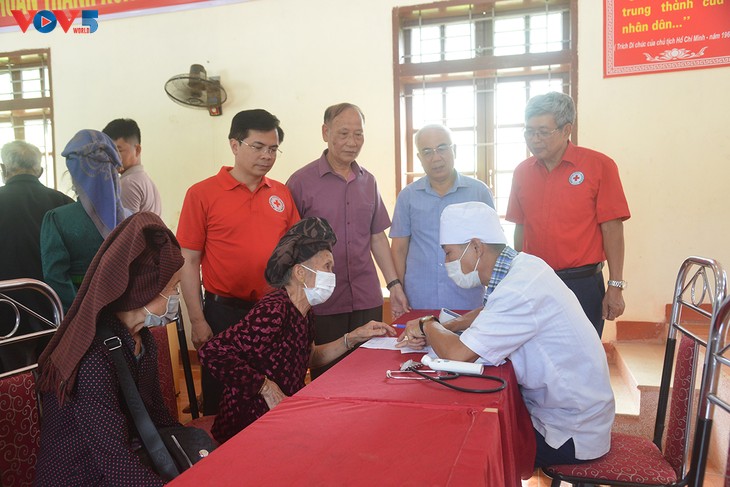 Mehr als 35,5 Millionen US-Dollar für knapp 1,2 Millionen Menschen im humanitären Monat - ảnh 1