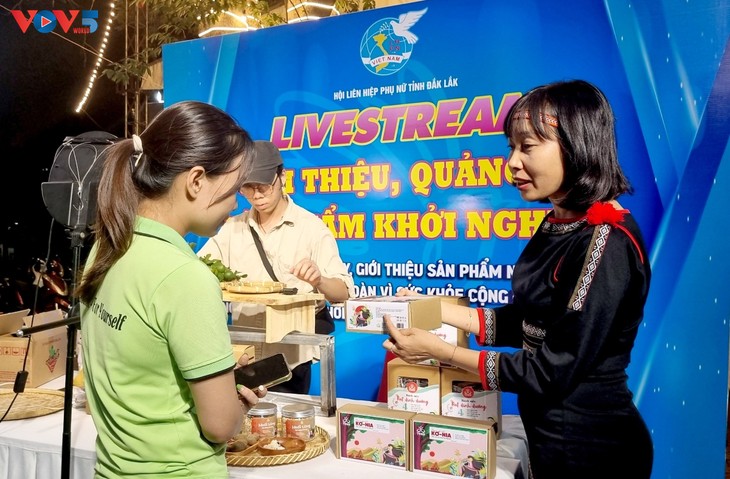 ບ້ານ​ນາ​ດີ​ຈີ​ຕອນ-ຊົນ​ນະ​ບົດ​ໃໝ່​ຍຸກ 4.0 - ảnh 2