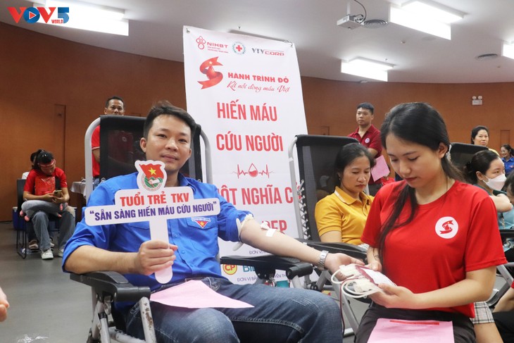 Quang Ninh recibe más de 800 unidades de sangre - ảnh 1