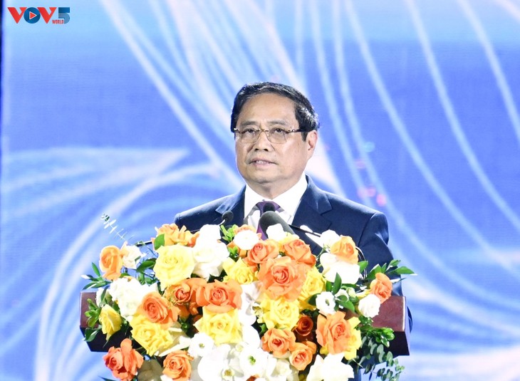 Clôture en beauté de l’exposition des réalisations nationales - ảnh 2