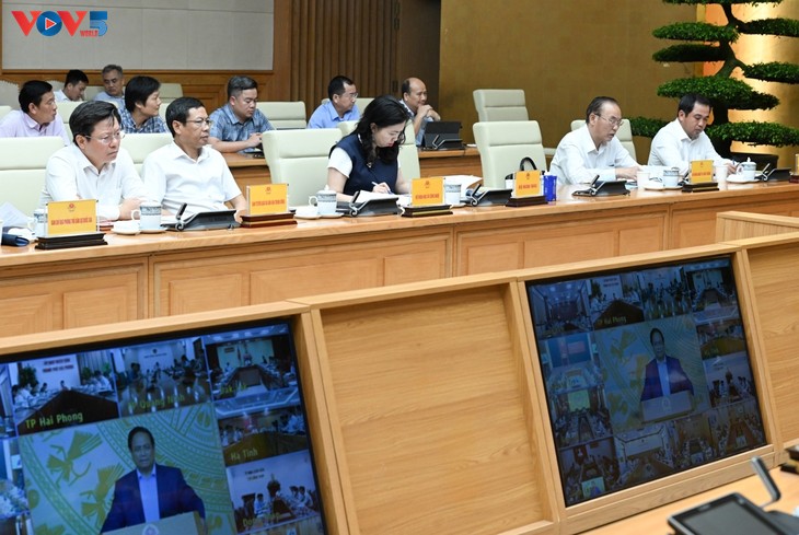 Pham Minh Chinh: il faut obtenir la levée du carton jaune de la CE dès cette année - ảnh 1