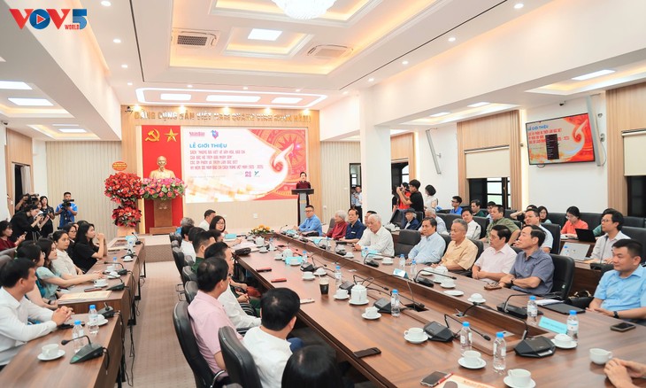 Ra mắt sách và triển lãm đặc biệt kỷ niệm 100 năm Ngày Báo chí Cách mạng Việt Nam - ảnh 1