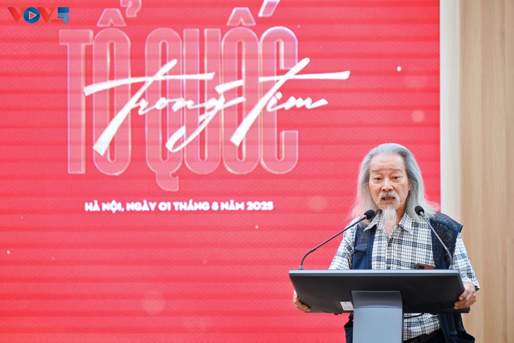 50.000 người cùng hoà nhịp hát Quốc ca tại concert “Tổ Quốc trong tim“ - ảnh 5