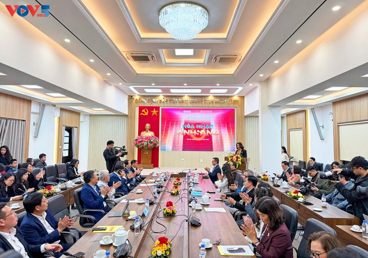 “Hòa Nhạc Ánh Sáng – Chào năm mới 2026”: Lan tỏa hình ảnh Việt Nam sáng tạo và hội nhập  - ảnh 1