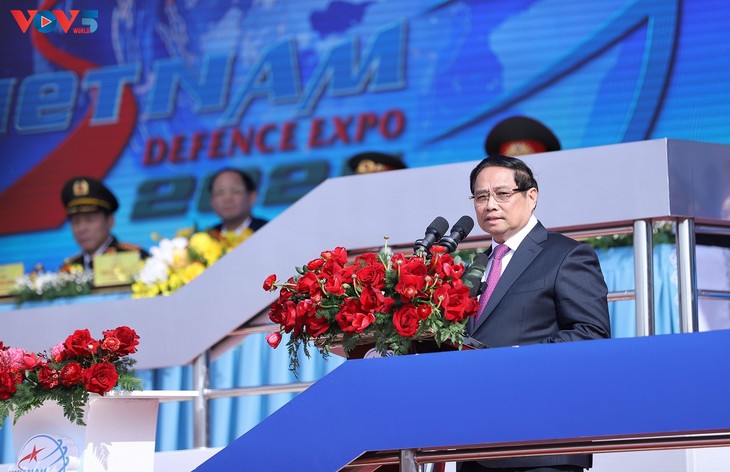 Ouverture du Salon international de la Défense du Vietnam 2024 - ảnh 3