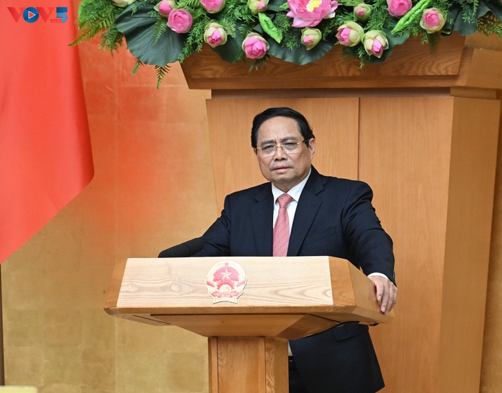 Pham Minh Chinh veut débloquer 100% des investissements publics  - ảnh 2