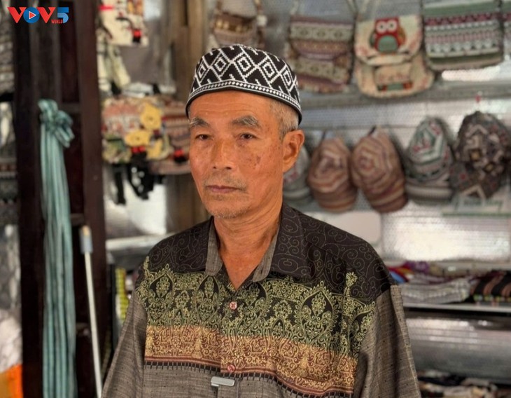 Quand la préservation de la brocatelle cham passe par le tourisme - ảnh 3