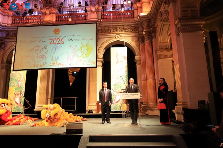 Têt 2026 à Paris: la communauté vietnamienne célèbre un «nouveau chapitre» des relations franco-vietnamiennes - ảnh 2