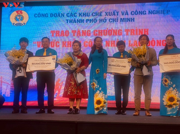 Phát động chương trình Mobile Clinics Staff care - Vì một cộng đồng Việt Nam khỏe mạnh - ảnh 1