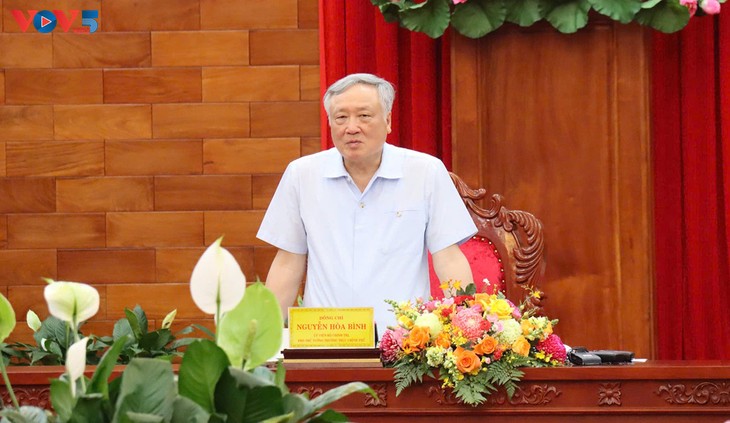 Phó Thủ tướng Thường trực Nguyễn Hòa Bình làm việc tại tỉnh Lâm Đồng - ảnh 1