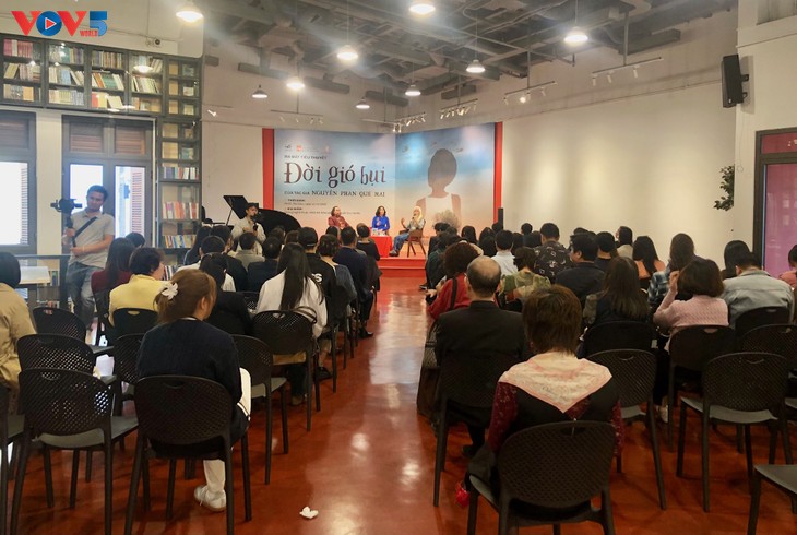Nguyễn Phan Quế Mai và Đời gió bụi “trở về” với tiếng Việt  - ảnh 1