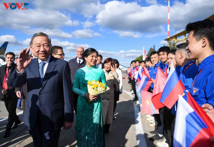 เลขาธิการใหญ่พรรคโตเลิม เริ่มการเยือนรัสเซียอย่างเป็นทางการ - ảnh 2