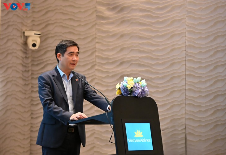 ผลักดันการเชื่อมโยงการท่องเที่ยวระหว่างเวียดนามกับไทย - ảnh 1