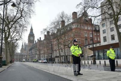 英議会襲撃 Isが犯行声明 実行犯特定 8人に テロ準備 容疑