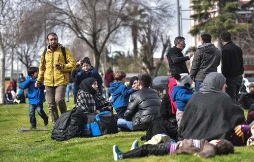 再び人道危機の危険性 緊張高まるトルコ ギリシャ国境