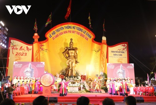 Traditional festival honors female General Le Chan