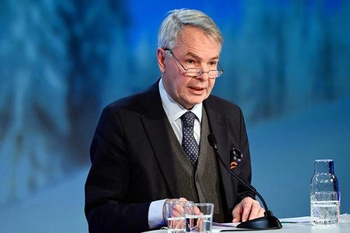 Vivid Finland Does Not Intend To Host Nuclear Weapons In Peacetime, President Says Background for Mobile Vivid Finland Does Not Intend To Host Nuclear Weapons In Peacetime, President Says Background for Mobile