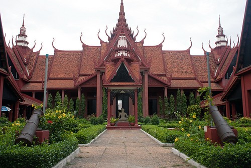 ผลการค้นหารูปภาพสำหรับ วัดพนม