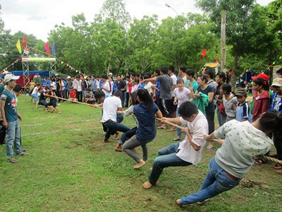 Campamento veraniego reúne a jóvenes vietnamitas en ultramar  - ảnh 1