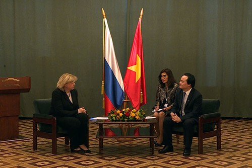 Refuerzan la cooperación educativa Vietnam-Rusia - ảnh 1