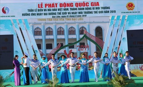 Inician Semana de Mar e Islas de Vietnam y Mes de Acción por el Medio Ambiente en localidad sureña - ảnh 1