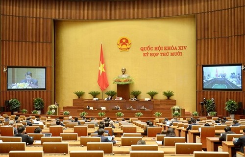 Asamblea Nacional de Vietnam continúa agenda de trabajo del X período de sesiones, XIV legislatura  - ảnh 1