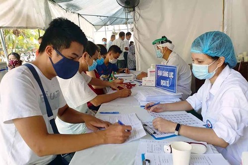 Ciudadanos de regreso a Hanói después del Tet tienen que hacer declaración de salud - ảnh 1