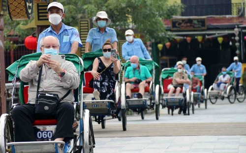 Vietnam espera recibir a cinco millones de turistas extranjeros para 2022 - ảnh 1