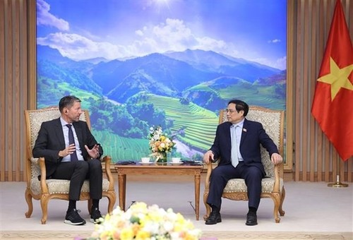 Pham Minh Chinh recibe al director general de Adidas - ảnh 1