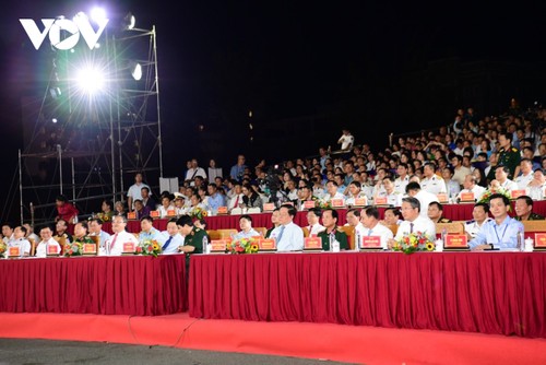 Vietnam por impulsar el espíritu de la economía marítima que difunde la Resolución del Partido Comunista  - ảnh 2