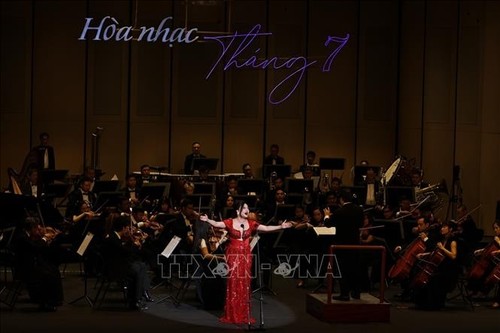 “Concierto de julio”, celebración del primer aniversario del teatro Ho Guom - ảnh 1