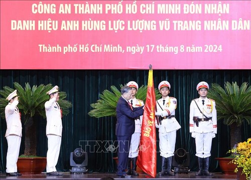 Homenaje a Fuerzas de Seguridad Pública de Ciudad Ho Chi Minh - ảnh 1