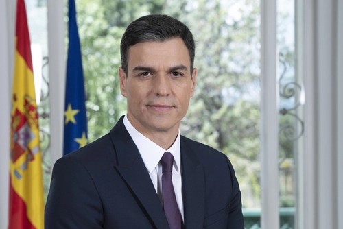 Pedro Sánchez inicia visita a Vietnam, la primera de un jefe de Gobierno español en casi dos décadas - ảnh 1