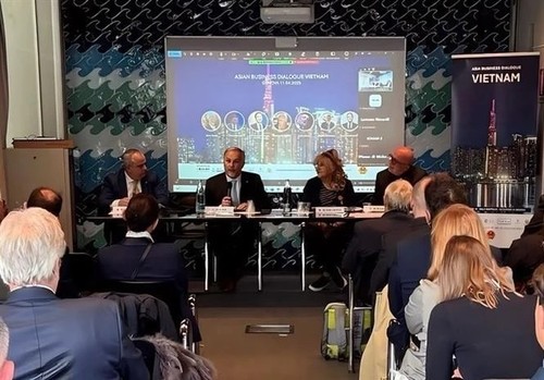 Liguria busca estrechar la cooperación económica con Vietnam - ảnh 1