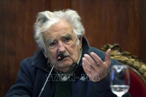Mensaje de condolencias de Vietnam por fallecimiento del expresidente uruguayo José Mujica - ảnh 1