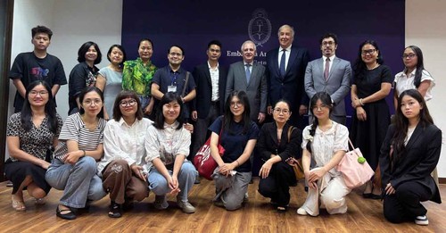 Documental “Un precio que tenemos que pagar”: cuando el cine se convierte en un puente entre Vietnam y Argentina - ảnh 3