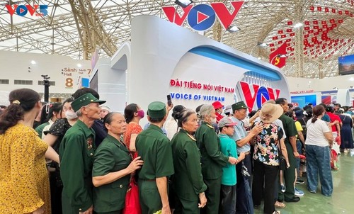 La Voz de Vietnam: 80 años junto al país - ảnh 17