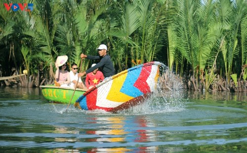 Bosque de cocoteros de Bay Mau: “Un pequeño Mekong” en pleno corazón de Hoi An - ảnh 14