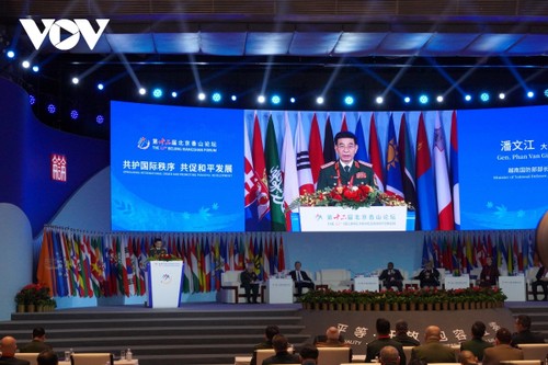 Vietnam defiende el multilateralismo y una cooperación real en defensa - ảnh 1