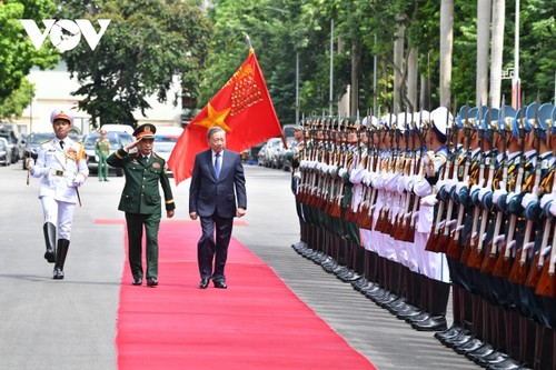 Impulsar la emulación “Decididos a Vencer” para un Ejército moderno - ảnh 1