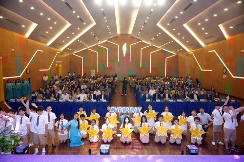 CYBER DAY 2025: encender el faro digital y construir un puerto seguro - ảnh 5