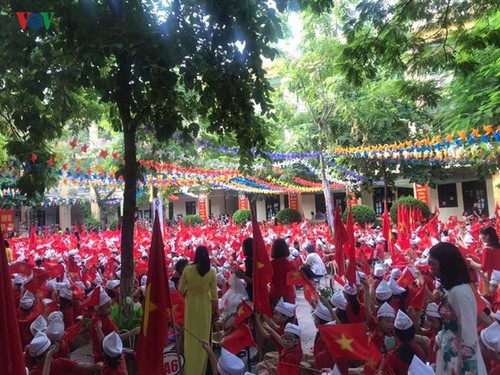 Inicio del nuevo año escolar en Vietnam - ảnh 5