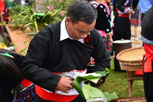 Pastel tradicional de los H'Mong en el noroeste de Vietnam - ảnh 7