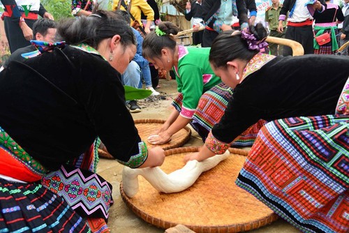 Pastel tradicional de los H'Mong en el noroeste de Vietnam - ảnh 6