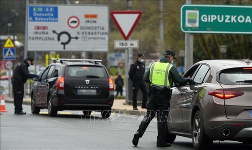 España abre sus fronteras a la mayoría de los países de la UE - ảnh 1