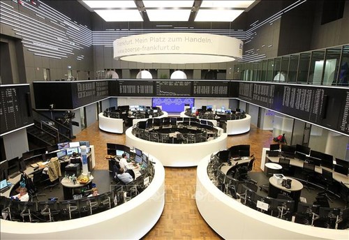 Las acciones europeas alcanzan su punto máximo en la primera sesión de 2022 - ảnh 1